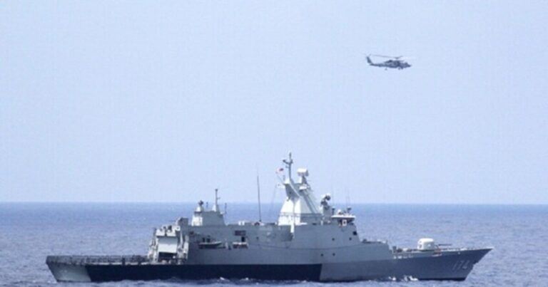 مقتل ركاب وطاقم طائرة تايلاندية بعد سقوطها في البحر! (فيديو)