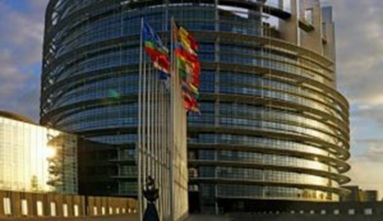 الترويكا الأوروبية: على كل الأطراف تجنب خطوات تؤدي إلى التصعيد