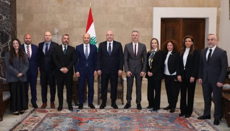 عون: نعمل على إنجاز الحكومة الإلكترونية