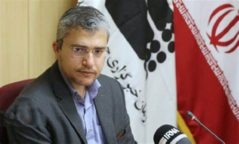 رضائي: لا يمكن إيقاف الصناعة النووية في إيران