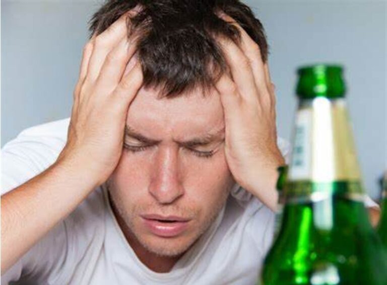 غرسة تحت الجلد لعلاج إدمان الكحول!