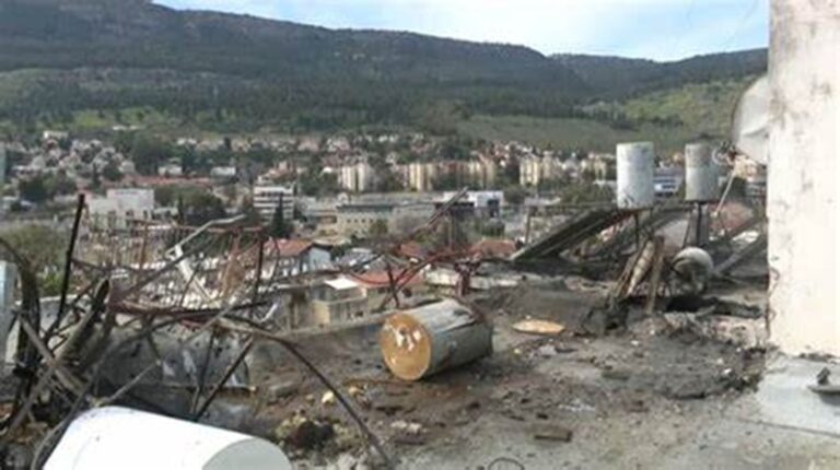 الدمار يلاحق كريات شمونة.. آلاف طلبات تعويض بعد الصواريخ