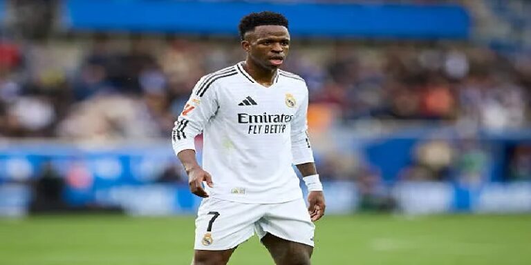 الإهتمام السعودي بضم فينيسيوس مستمر