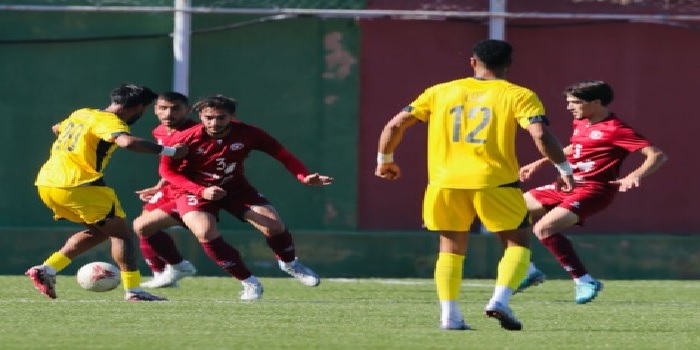 العهد يصفع النجمة ويحتفظ بصدارة الدوري اللبناني لكرة القدم