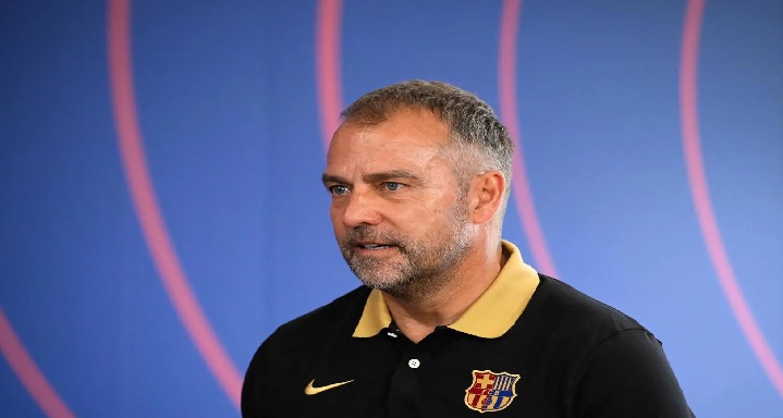 فليك يُثير الغموض حول مدة غياب ليفاندوفسكي عن الملاعب