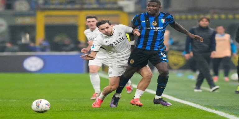 المنافسة على اللقب تلتهب في إيطاليا.. نظام الحسم الجديد يُشعل المنافسة بين إنتر ونابولي