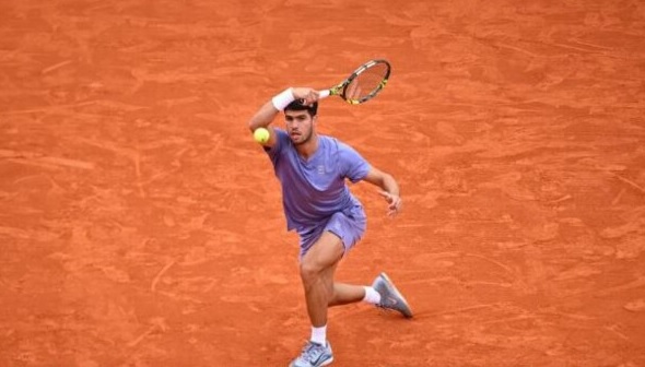 ألكاراز ينسحب من بطولة مدريد بسبب الإصابة