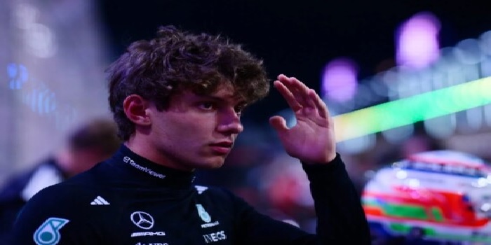 رئيس مكلارين يُشيد بأنتونيلي: يملك مقومات الفوز ببطولة العالم مستقبلاً