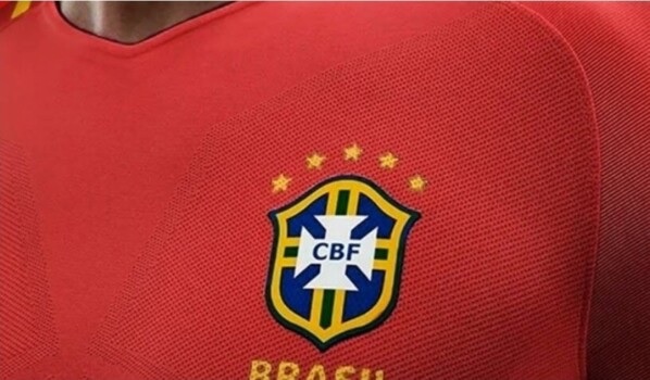 جدل في البرازيل بسبب قميص المنتخب الإحتياطي