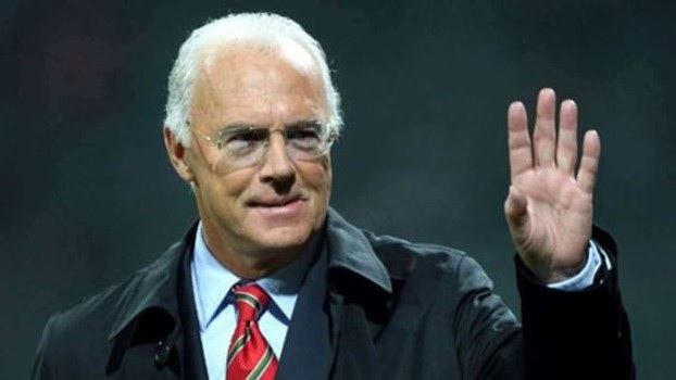 بايرن ميونخ يكرم بكنباور على طريقته