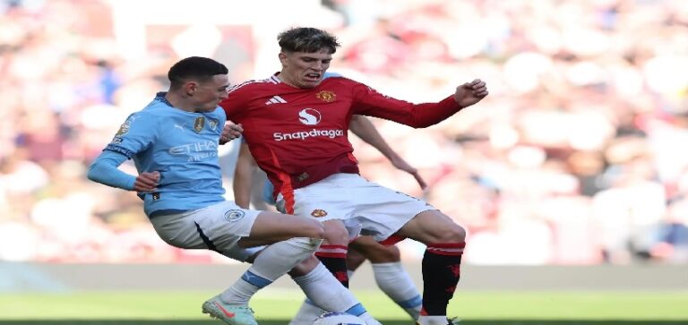 الدوري الإنكليزي لكرة القدم: ديربي مدينة مانشستر ينتهي بالتعادل السلبي
