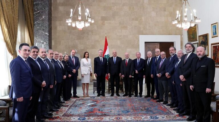 “فالق” بين عون و”القوات”!