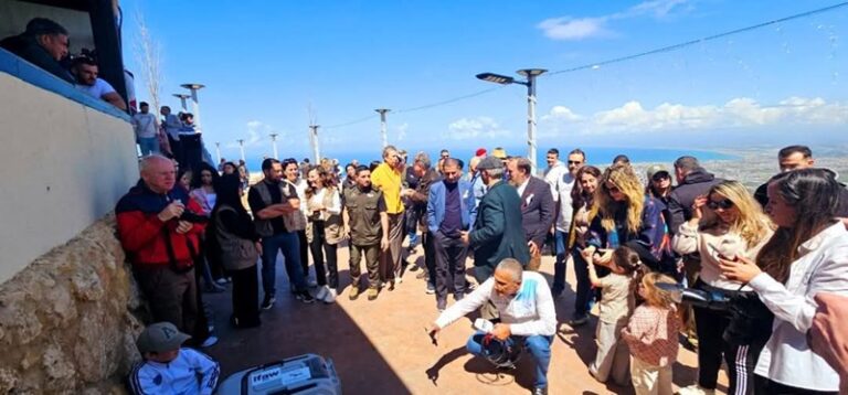 إطلاق طيور اللقلق والنسور.. لحماية الحياة البرية (صور)