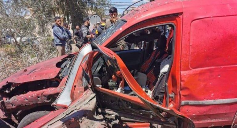 شهيد وجريح باستهداف سيارة في عيترون