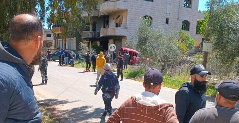 قيود على تجول السوريين في عدد من البلديات