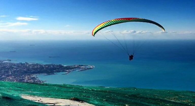 بالفيديو ـ هكذا سقط الضحية من الطائرة الشراعية