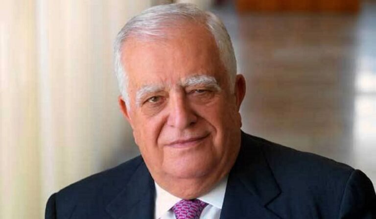 الموت يغيّب عدنان القصار