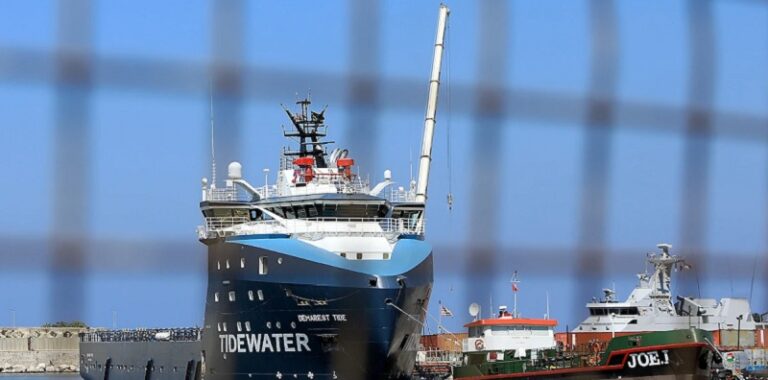 رسامني يفتتح مزاد البيع: المرافق الجوية والبحرية أولاً