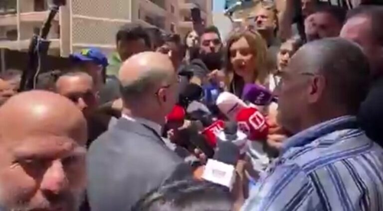 الحجار يُسكِتْ محافظ الشمال: “أنا عم بحكي” (فيديو)