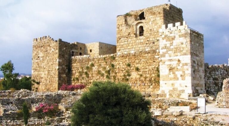 إعفاء زوار قلعة طرابلس من رسم الدخول السبت