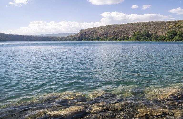 بحيرة إفريقية تكشف أسرار الماضي!