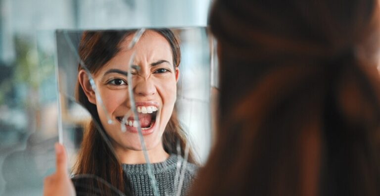 علامة في العين تنبئ بخطر الإصابة بالفصام!