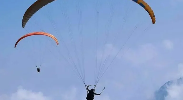 حادثة طيران شراعي تودي بحياة شاب في جونيه (صور)