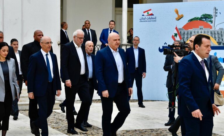 عون في “الداخلية”: هذه فرصة المواطن اللبناني (صور)