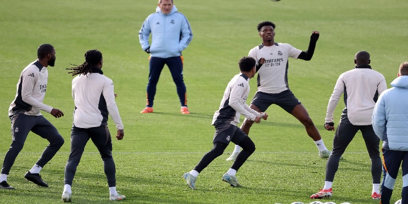 الهلال قد يستعير عدداً من اللاعبين قبل كأس العالم للأندية