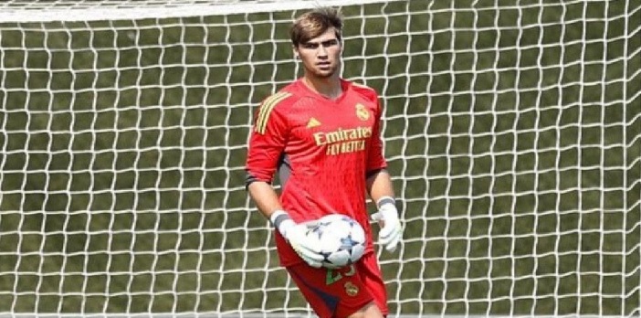 ليفربول يحدد شرطين للتخلي مبكراً عن أرنولد