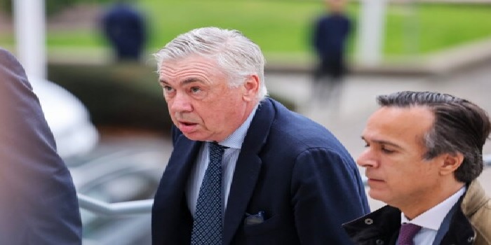 تشافي مرشح لتدريب الهلال السعودي