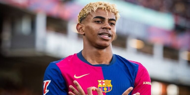 رسمياً.. برشلونة يربط نجمه لامين يامال بعقد طويل وببند جزائي يبلغ مليار يورو