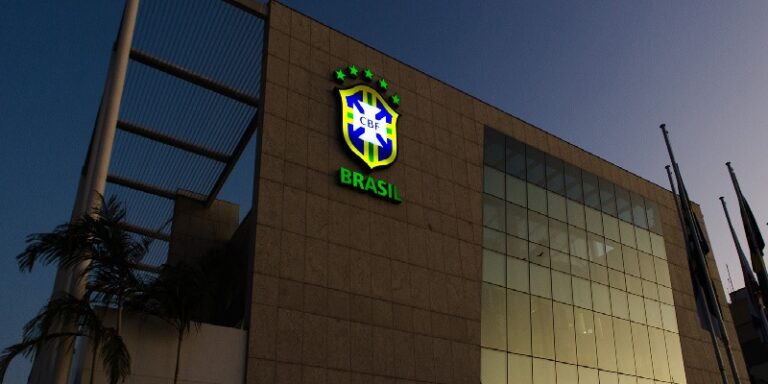 نابولي يسعى لضم دي بروين