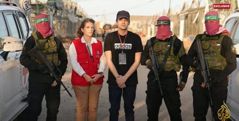 تسليم الأسير الصهيوني الأميركي عيدان الكسندر