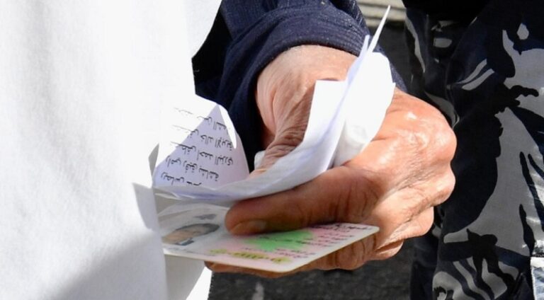 64% من البلديات تحت خط الفقر