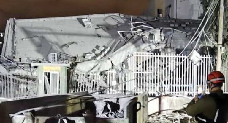 إصابات جراء هجوم إيراني على مبانٍ حكومية في الكيان المحتل