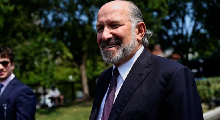 أميركا تلغي اتفاقاً تجارياً وشيكاً مع الاتحاد الأوروبي