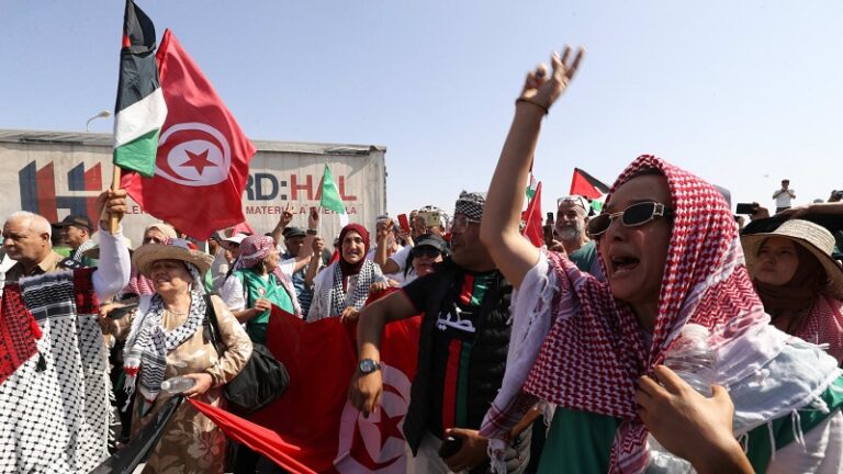 مصر توقف 200 ناشط من المسيرة العالمية لغزة