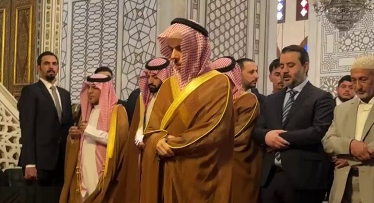 الأمير السعودي.. ومن الجامع الأموي: “حيّ على الفلاح”!