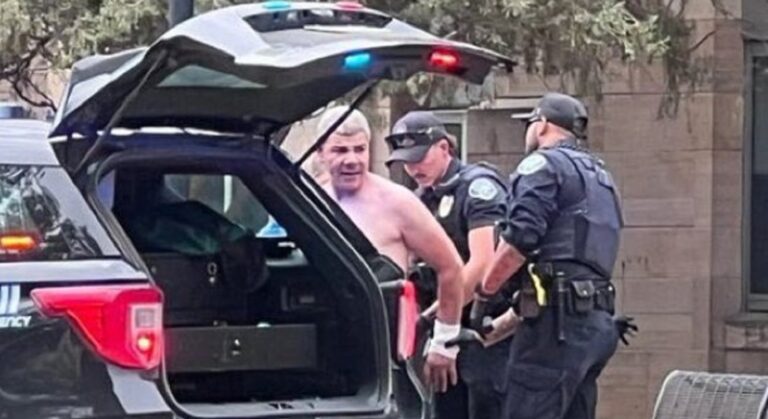 ما العقوبة التي سيواجهها منفذ هجوم كولورادو؟