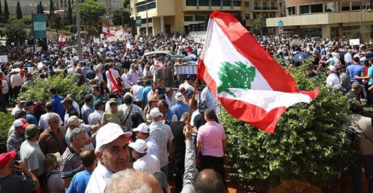 أزمة القطاع العام: إهمال مزمن يُدخل الإدارة في الإصلاح المستحيل