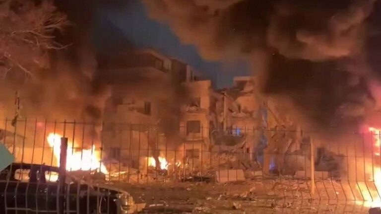 صواريخ جديدة من إيران بإتجاه الأراضي المحتلة