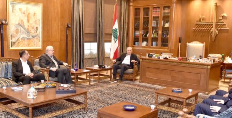 مَن استهدف “بيان قاسم” إن تجاوز موقف “الأخ الأكبر”؟