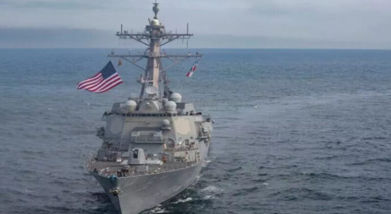 واشنطن تعزز وجودها العسكري في البحر المتوسط