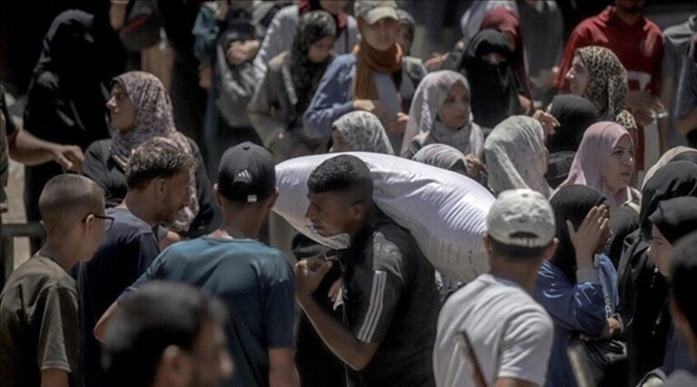 360 شهيداً منذ وقف إطلاق النار بغزة