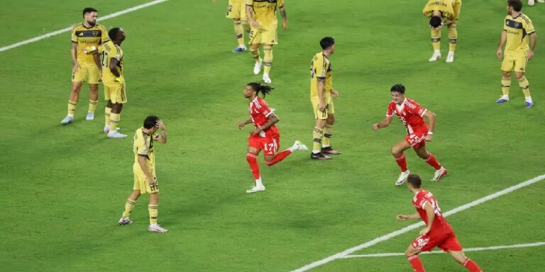 بايرن ميونخ يعبر للدور الثاني من مونديال الأندية بفوز متأخر على بوكا جونيورز