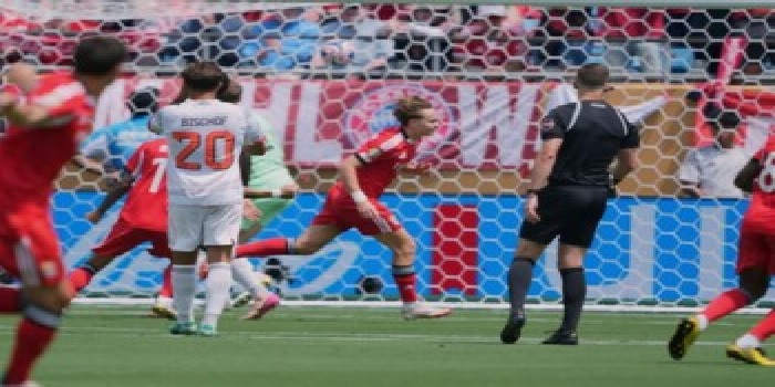 مونديال الأندية: بنفيكا يباغت بايرن ميونخ ويتأهل برفقته لثمن النهائي