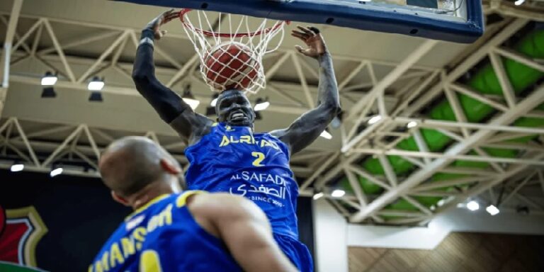 الرياضي يواصل تألقه بدوري أبطال آسيا لكرة السلة بفوزه على تايبيان التايواني