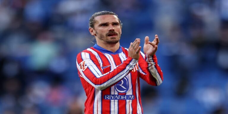 غريزمان يجدد عقده مع أتلتيكو مدريد