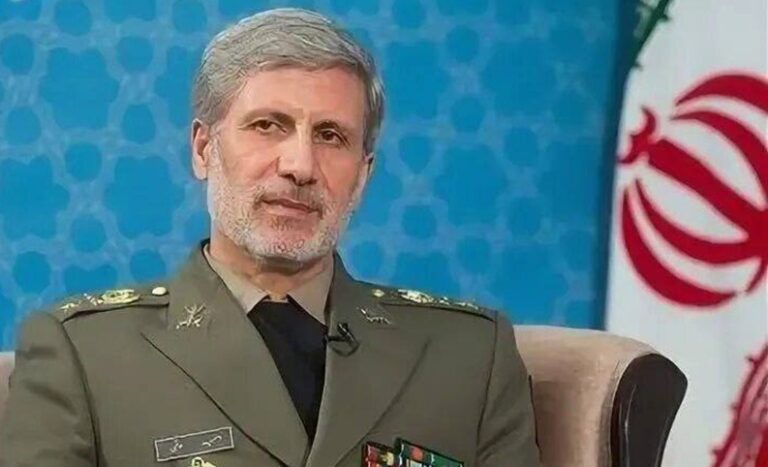 تعيين أمير حاتمي قائداً للجيش الإيراني